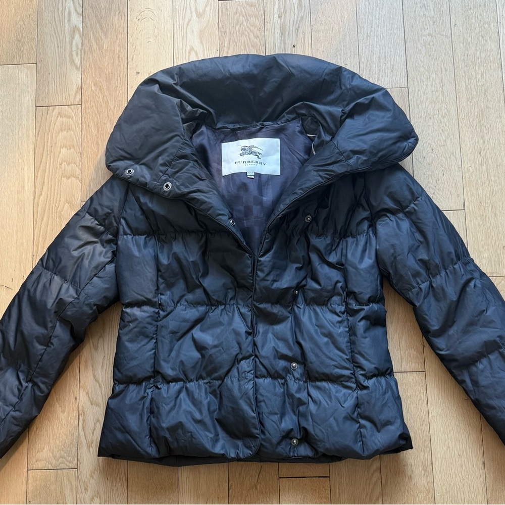 Authentic Burberry Women’s Puffer Jacket